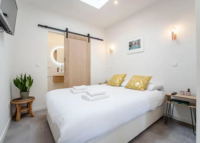 35 With Private Parking Zandvoort