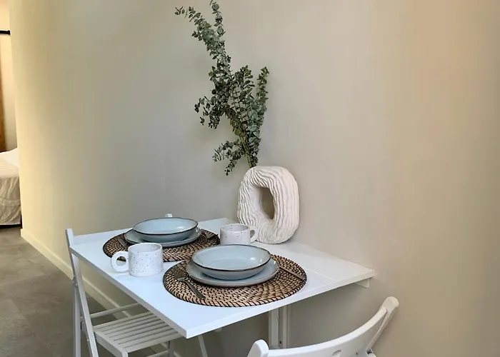 Apartment 35 With Private Parking *