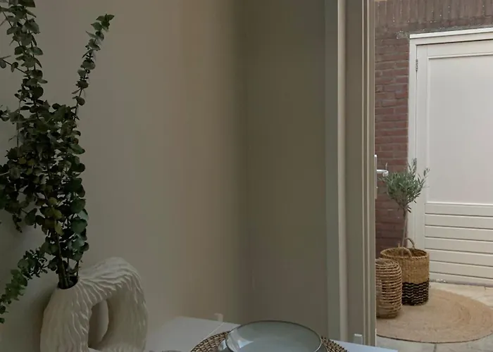 35 With Private Parking Apartment