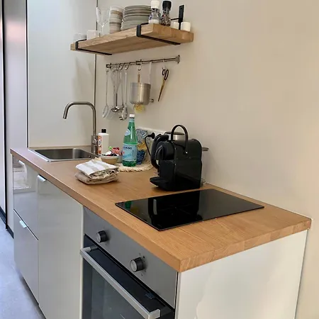 Beach Studio 35 With Free Parking *
