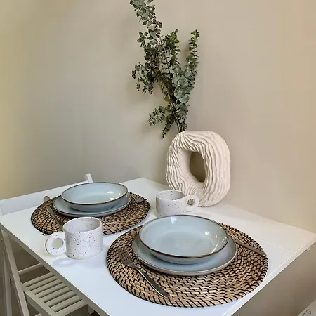 Beach Studio 35 With Free Parking *