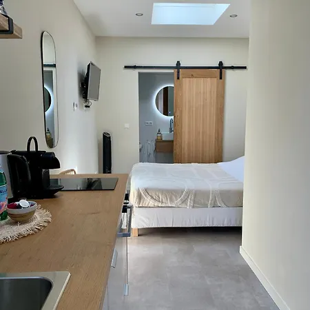 Beach Studio 35 With Free Parking Apartment *